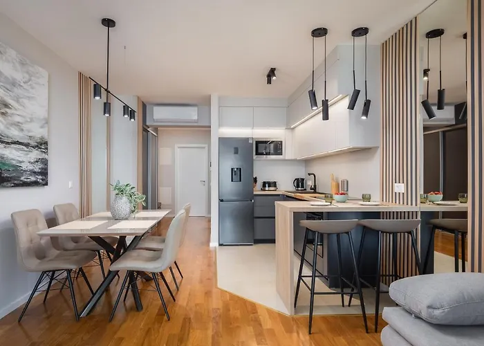 A&n Luxury * מאקרסקה