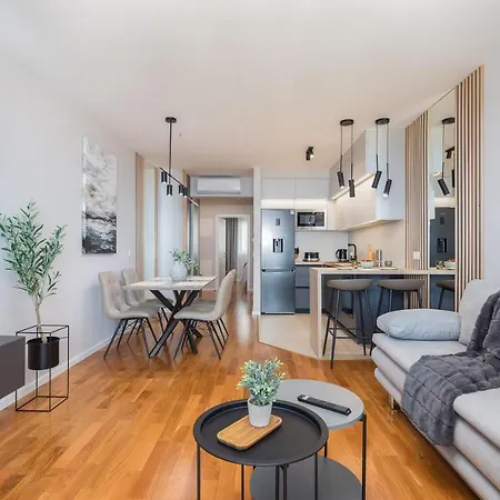 A&n Luxury Apartment Makarska